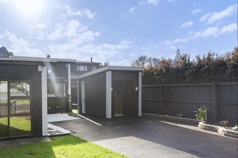 Photo of property in 1/23 Roys Road, Weymouth, Auckland, 2103