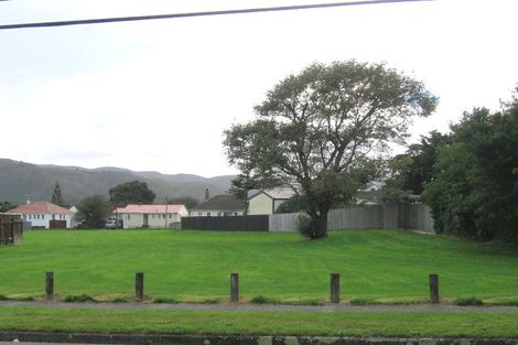 Photo of property in 10 Burcham Street, Taita, Lower Hutt, 5011