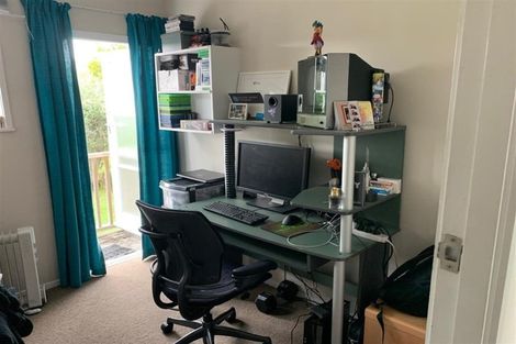 Photo of property in 4 Beeche Place, Birkdale, Auckland, 0626