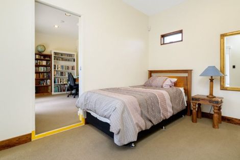 Photo of property in 141 Karewa Parade, Papamoa Beach, Papamoa, 3118