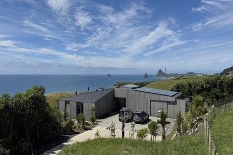 Photo of property in 20 Washer Road, Omata, New Plymouth, 4374