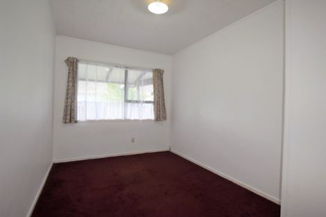Photo of property in 14 Mile Place, Henderson, Auckland, 0612