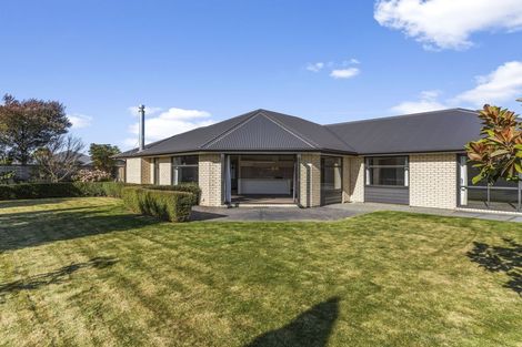 Photo of property in 33 Beaumont Drive, Rolleston, 7614