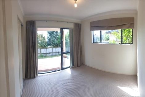Photo of property in 24 Armstrong Farm Drive, East Tamaki Heights, Auckland, 2016