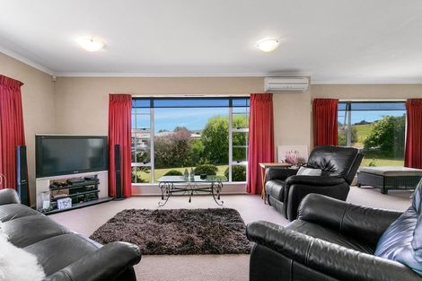 Photo of property in 39 Acacia Bay Road, Nukuhau, Taupo, 3330