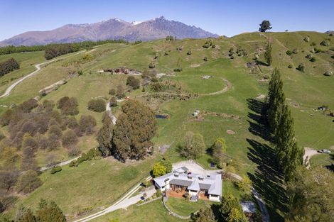 Photo of property in 448 Malaghans Road, Dalefield, Queenstown, 9371