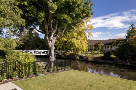 Photo of property in 27 Idris Road, Fendalton, Christchurch, 8052