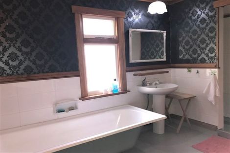 Photo of property in 49 Cameron Street, New Plymouth, 4310