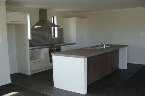 Photo of property in 48 Penetaka Heights, Pyes Pa, Tauranga, 3112