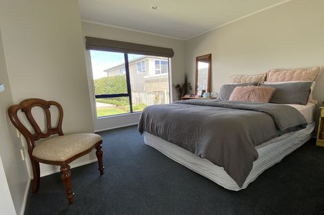 Photo of property in 121 Torkar Road, Clarks Beach, 2122