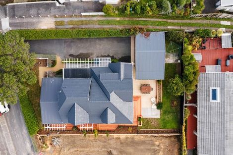 Photo of property in 53 Seaview Road, Paremata, Porirua, 5024