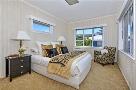 Photo of property in 12 Quebec Road, Milford, Auckland, 0620