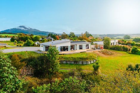 Photo of property in 11 Rangikatea Road, Omori, Turangi, 3381