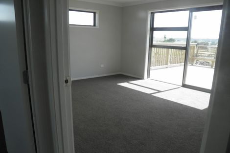 Photo of property in 2 Naho Place, Meremere, Mercer, 2474