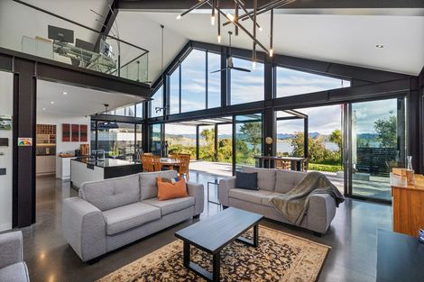 Photo of property in 112 Ti Kouka Crescent, Matarangi, Whitianga, 3592