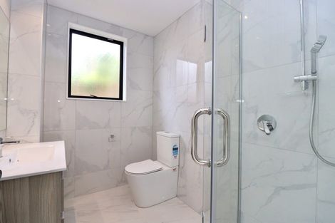 Photo of property in 127b Oreil Avenue, West Harbour, Auckland, 0618