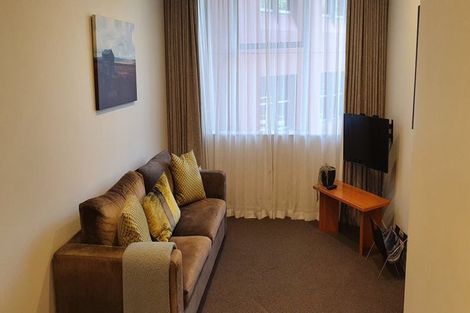 Photo of property in Terrace Tower Apartments, 2d/126 The Terrace, Wellington Central, Wellington, 6011