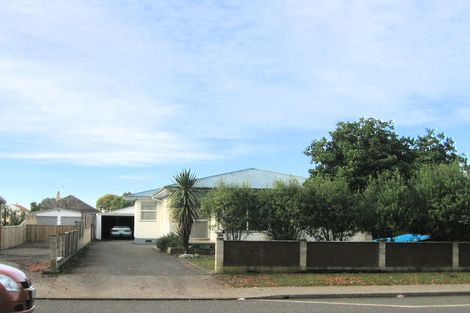 Photo of property in 912 Grove Road, Mayfair, Hastings, 4122