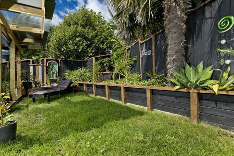 Photo of property in 1a Long Bay Drive, Torbay, Auckland, 0630