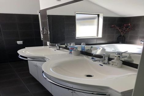 Photo of property in 10 Nautique Place, Waikawa, Picton, 7220