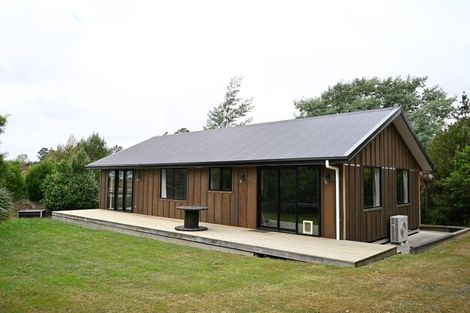 Photo of property in 28 Grove Avenue, Weston, Oamaru, 9401