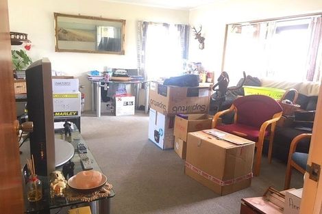 Photo of property in 1/6 Priestley Drive, Bucklands Beach, Auckland, 2014