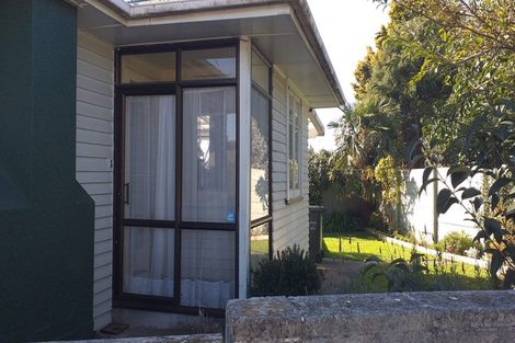 Photo of property in 25 Windsor Terrace, Taradale, Napier, 4112