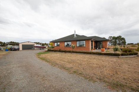Photo of property in 355 Lethbridge Road, Feilding, 4779