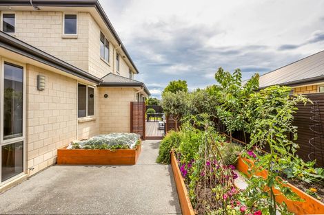 Photo of property in 17 Westpark Drive, Burnside, Christchurch, 8053