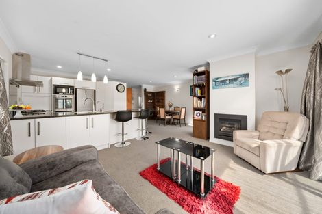 Photo of property in 265 Mark Avenue, Grenada Village, Wellington, 6037