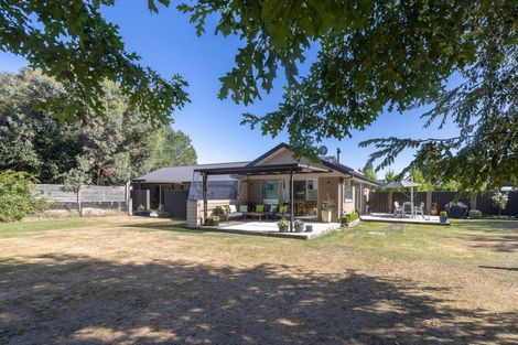 Photo of property in 11 Long Grass Place, Hawea Flat, Wanaka, 9382