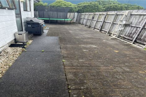 Photo of property in 2/2 Walter Strevens Drive, Conifer Grove, Takanini, 2112