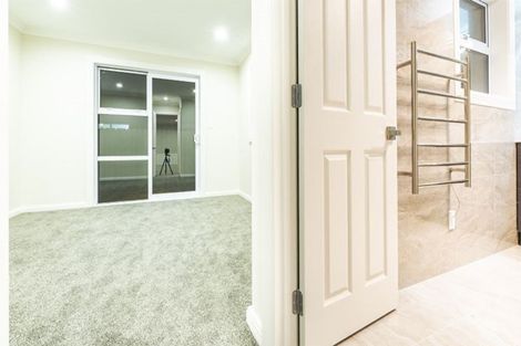 Photo of property in 16 Quattro Avenue, Flat Bush, Auckland, 2019