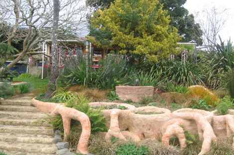 Photo of property in 180 Driving Creek Road, Coromandel, 3506