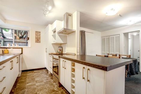 Photo of property in 415a Avonhead Road, Avonhead, Christchurch, 8042