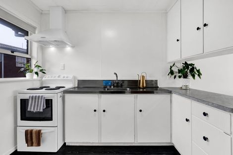 Photo of property in 3/22 Hua Street, Bell Block, New Plymouth, 4312