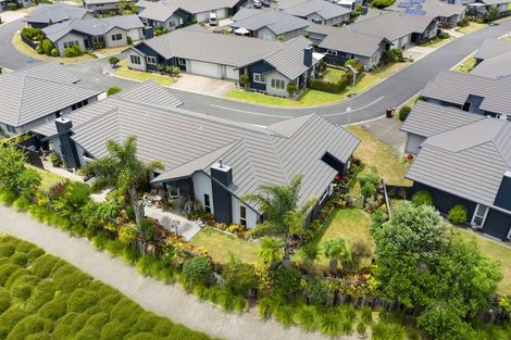 Photo of property in 21 Bridgewater Way, Pyes Pa, Tauranga, 3112