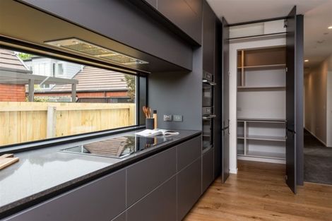 Photo of property in 70 Idris Road, Fendalton, Christchurch, 8052