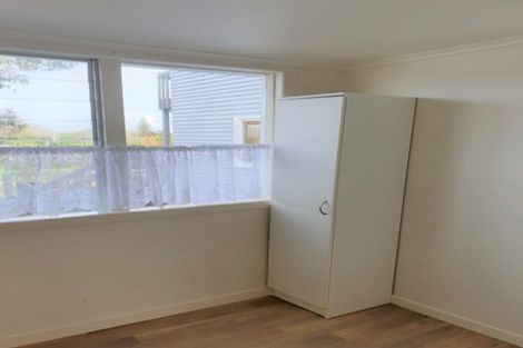 Photo of property in 302 Rangatira Road, Beach Haven, Auckland, 0626