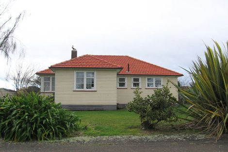 Photo of property in 17 Tweed Street, Roslyn, Palmerston North, 4414