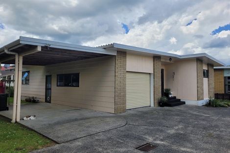 Photo of property in 8b Carr Street, Te Kamo, Whangarei, 0112