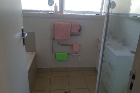 Photo of property in 2/7 Wroxton Terrace, Merivale, Christchurch, 8014