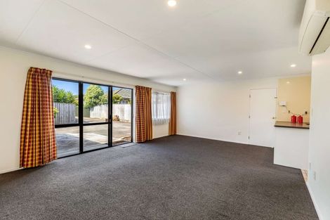 Photo of property in 24 Rangitira Avenue, Palmerston North, 4414