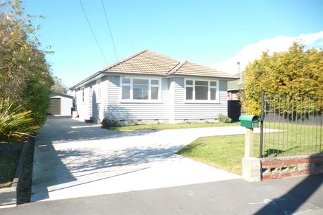 Photo of property in 180 Bower Avenue, New Brighton, Christchurch, 8083