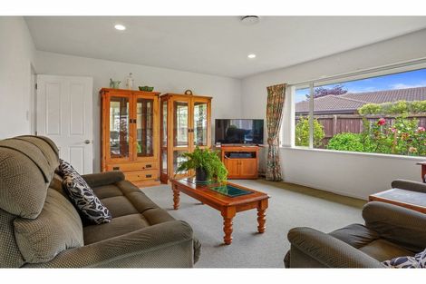Photo of property in 17a Goodwood Close, Rangiora, 7400