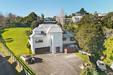 Photo of property in 185a Greenhithe Road, Greenhithe, Auckland, 0632