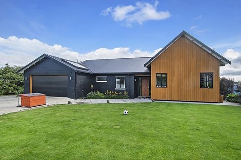 Photo of property in 11 Corsair Drive, Maungatapere, Whangarei, 0179