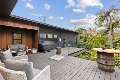 Photo of property in 12 Mackillop Way, Brooklands, New Plymouth, 4310