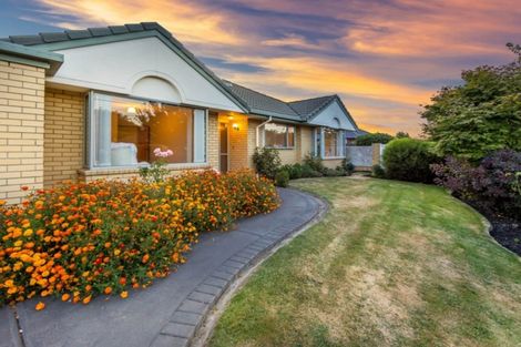 Photo of property in 1/15 Showgate Avenue, Sockburn, Christchurch, 8042