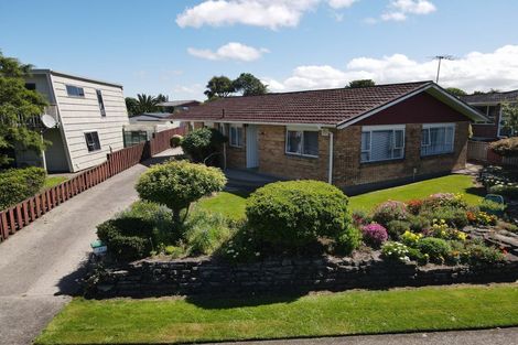 Photo of property in 31 Oberon Street, Stratford, 4332